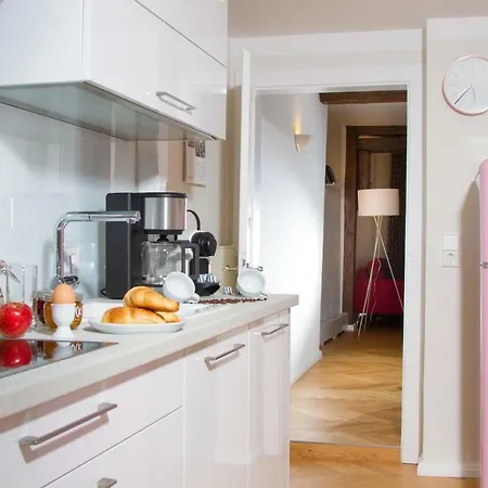 Domizil 萨勒河畔瑙姆堡